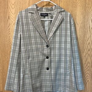 Kittenish gray/tan plaid blazer
